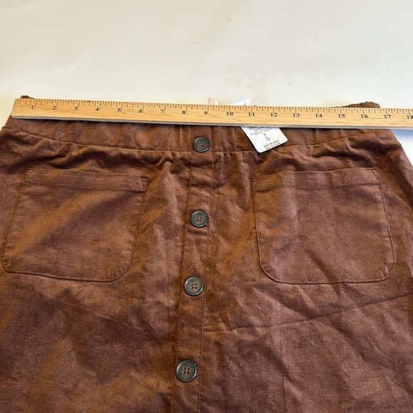 Torrid corduroy skirt - Picture 2 of 5